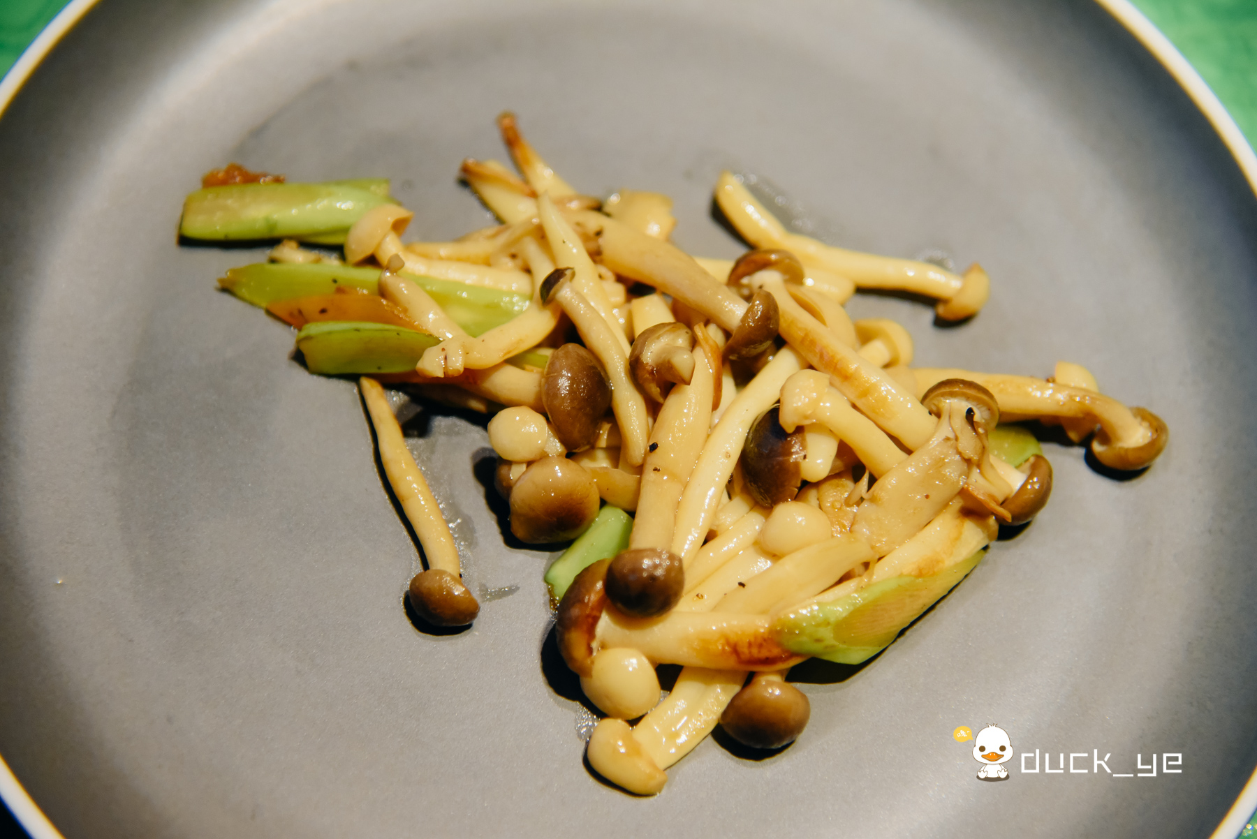 宝藏民宿无边泳池,宝藏日本料理馆