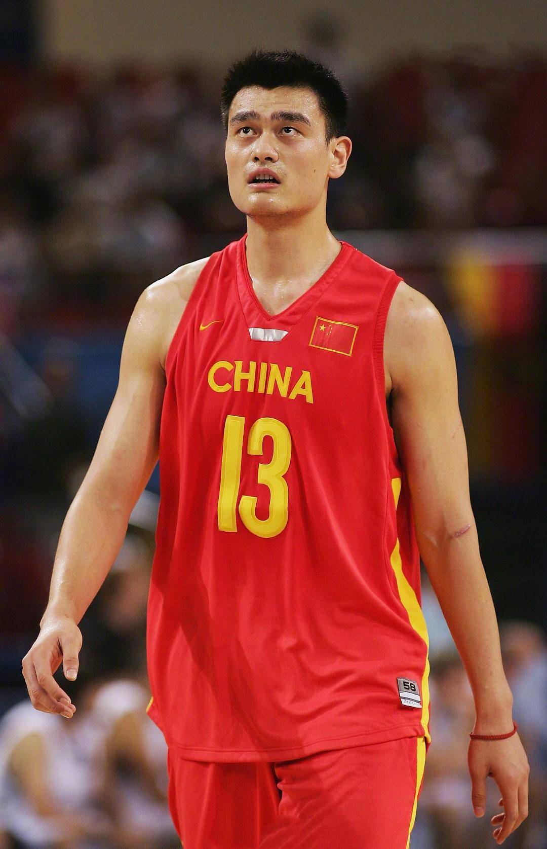 周琦被球迷骂视频,周琦被球迷骂完整视频