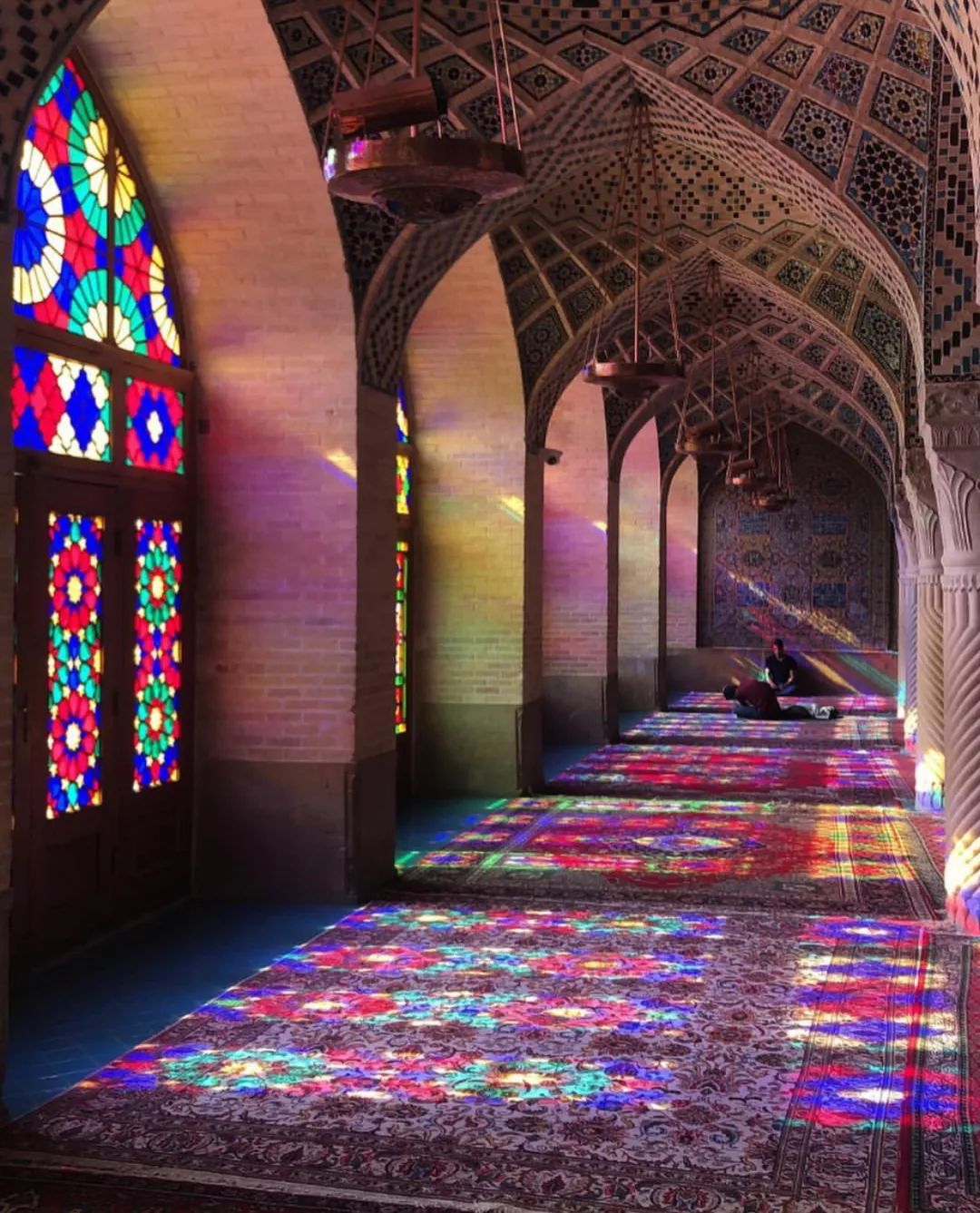 说出三个对中国免签的国家,唯一一个只对中国免签的国家