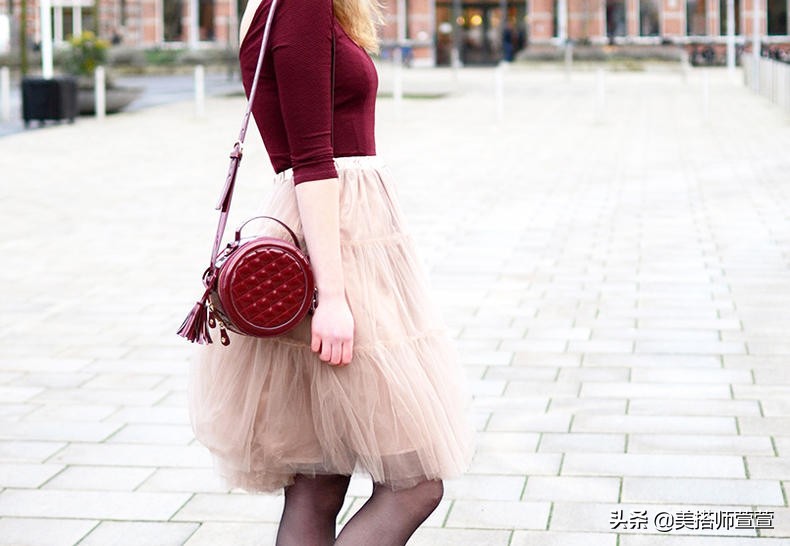 入手大牌包包怎么选择,包包怎么选又便宜又好看