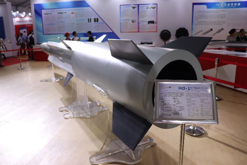 我国首款正式列装的高音速导弹,中国智能型海空两用高超音速导弹