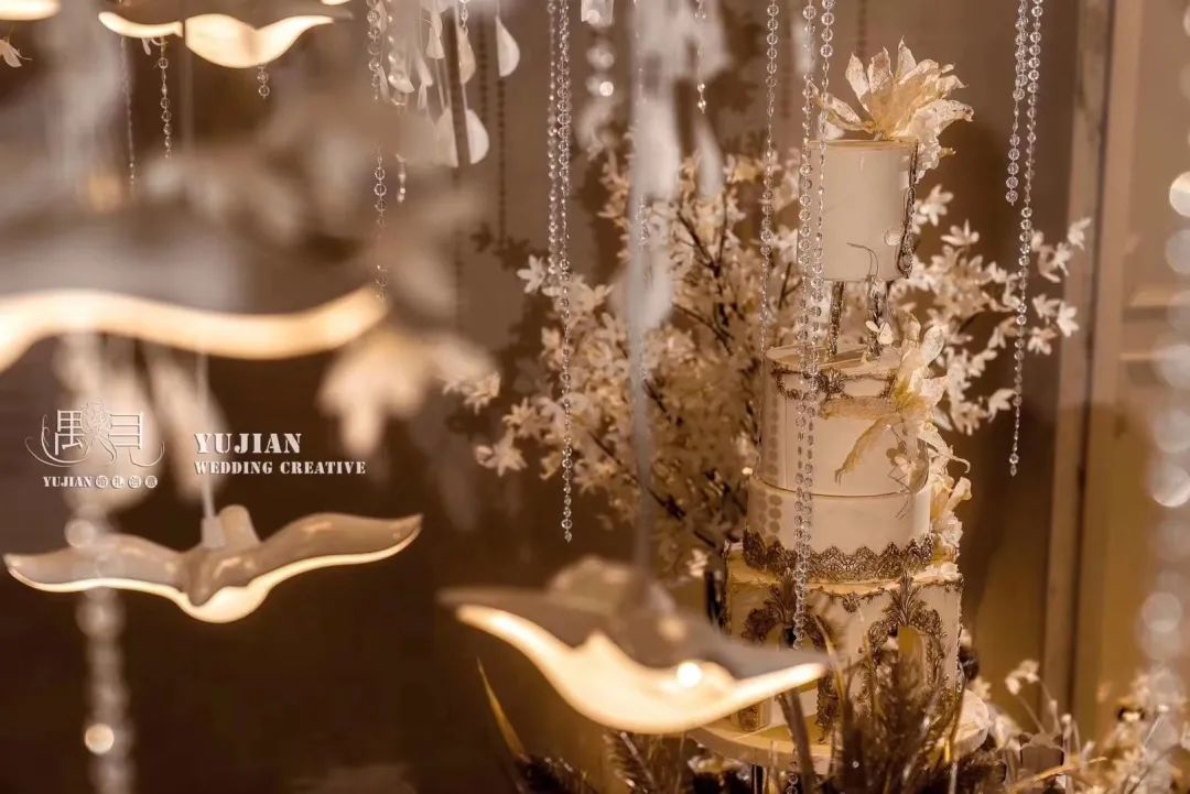 香槟色主题婚礼布置,香槟色婚礼桌椅布置