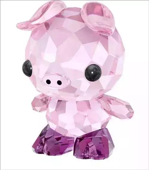 各大品牌的春节限定都跟猪一样吗,各大奢侈品牌新年限定