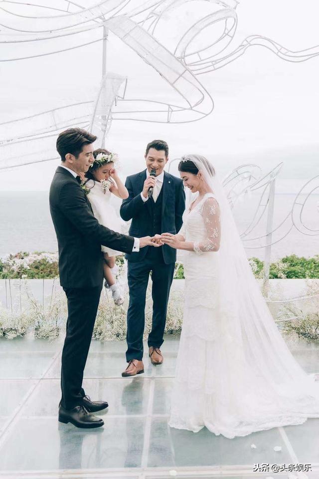 贾静雯修杰楷祝福梧桐妹,贾静雯修杰楷婚礼誓词感人梧桐妹