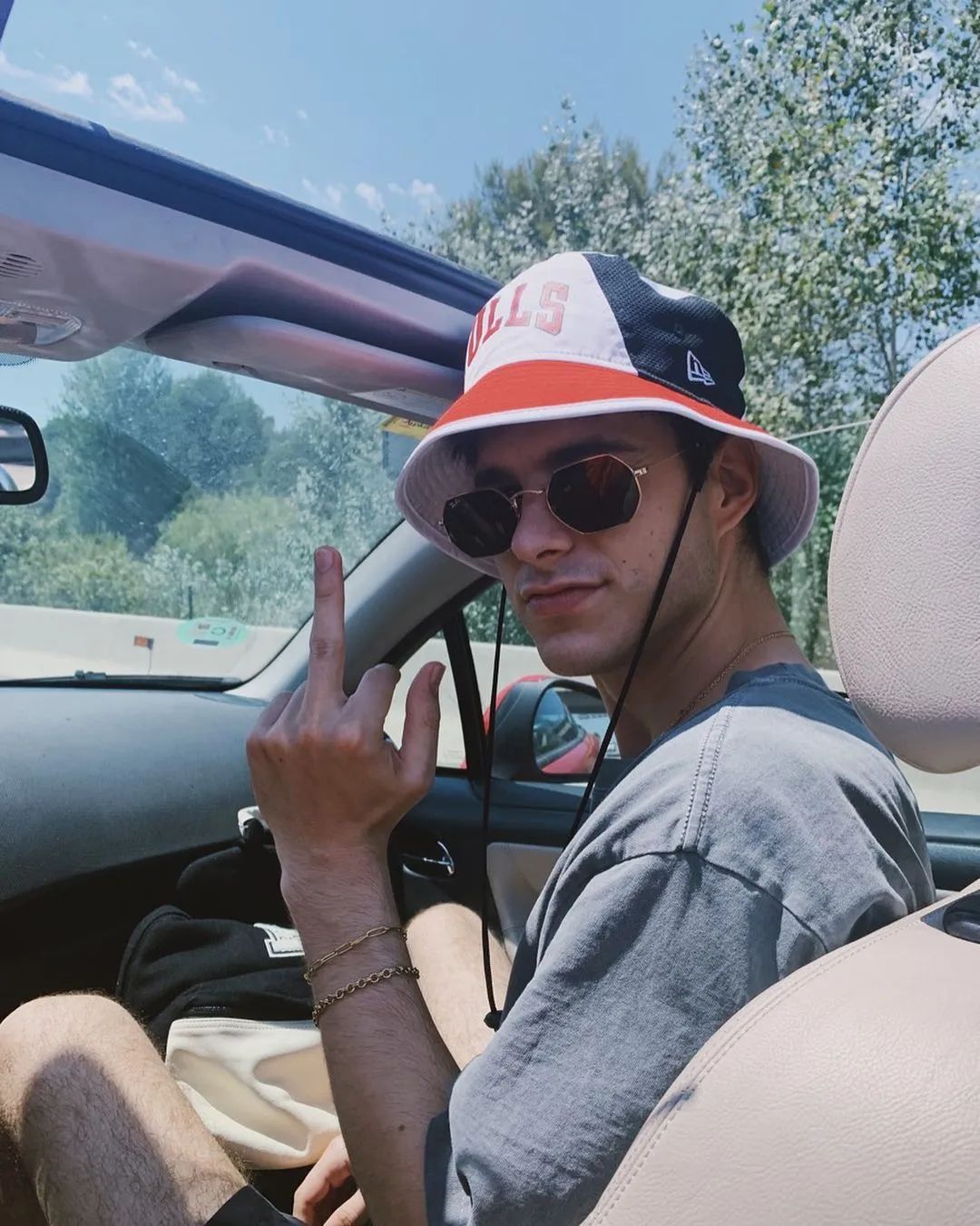 西班牙男生身高,西班牙男身高