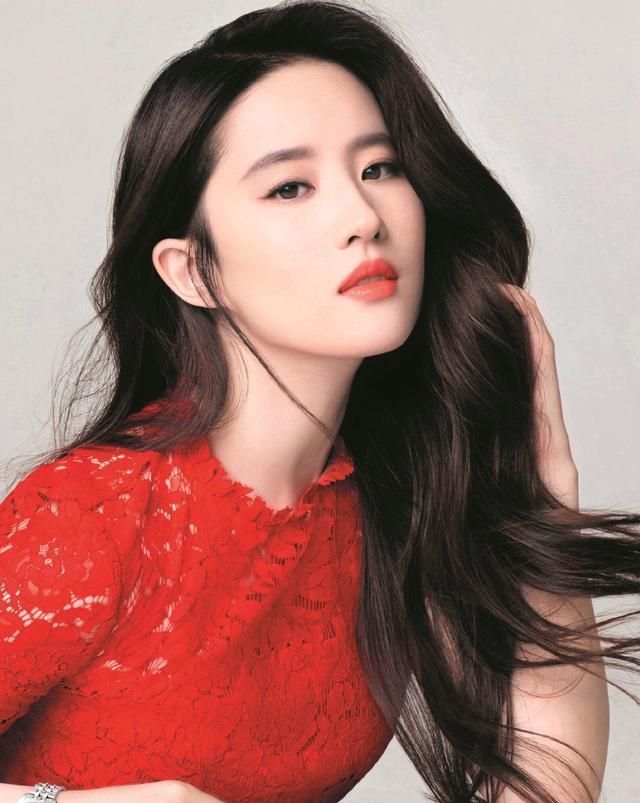 什么样的脸是美人胚子,真正的美人胚子脸上都有五个特征