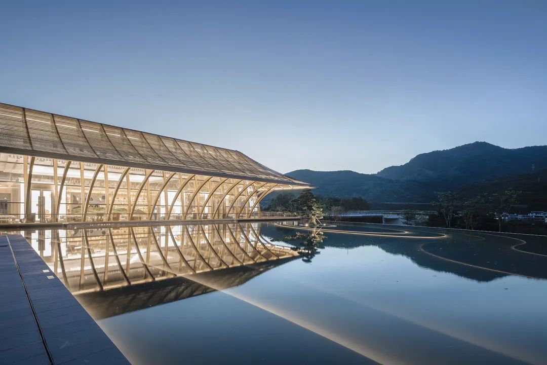 什么是坡屋顶有什么优缺点,什么是坡屋顶保温