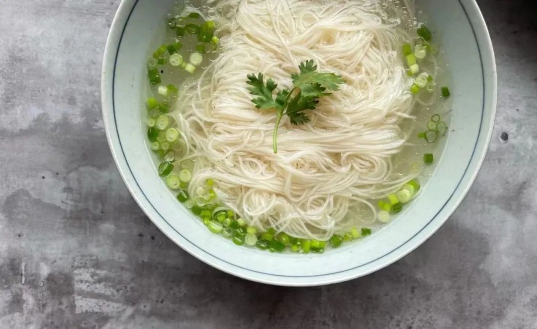 盐水鸭腿南京特产正宗,南京老字号正宗盐水鸭腿