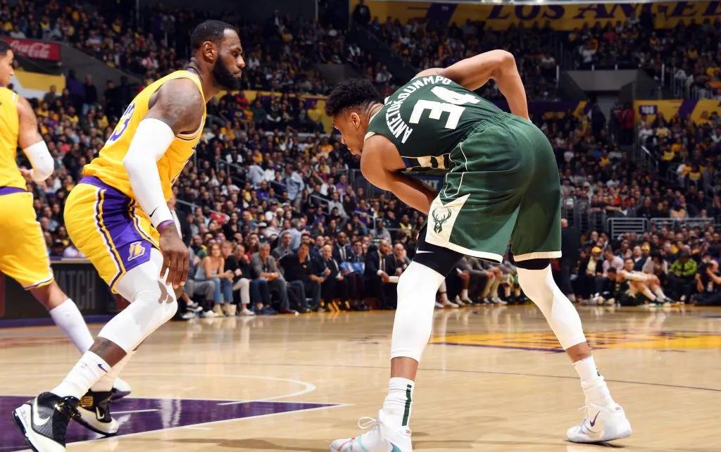 全力詹就是这么横！湖人球迷等这一刻，等了7年啊