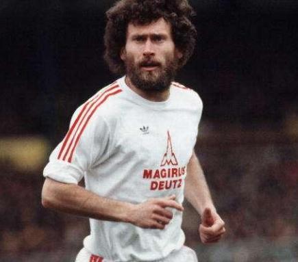 足坛十大奇葩帽子戏法,足坛十大最丑发型