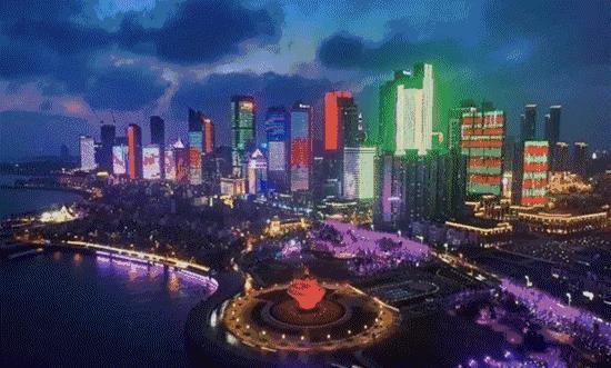 对已婚女人表白她很紧张,她想跟你表白