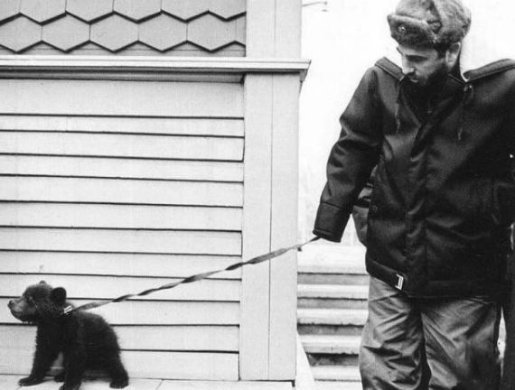 卡斯特罗纪实视频,卡斯特罗的精彩瞬间