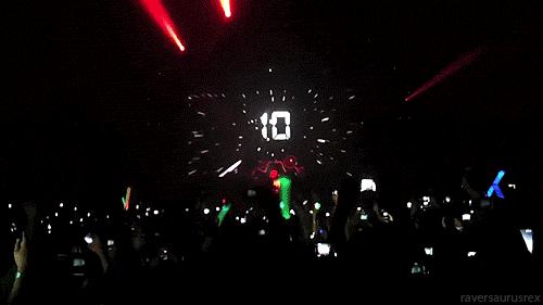 万元重金寻找K歌之王，carry青春全场，全民K歌争霸赛唱响锦里沟！​