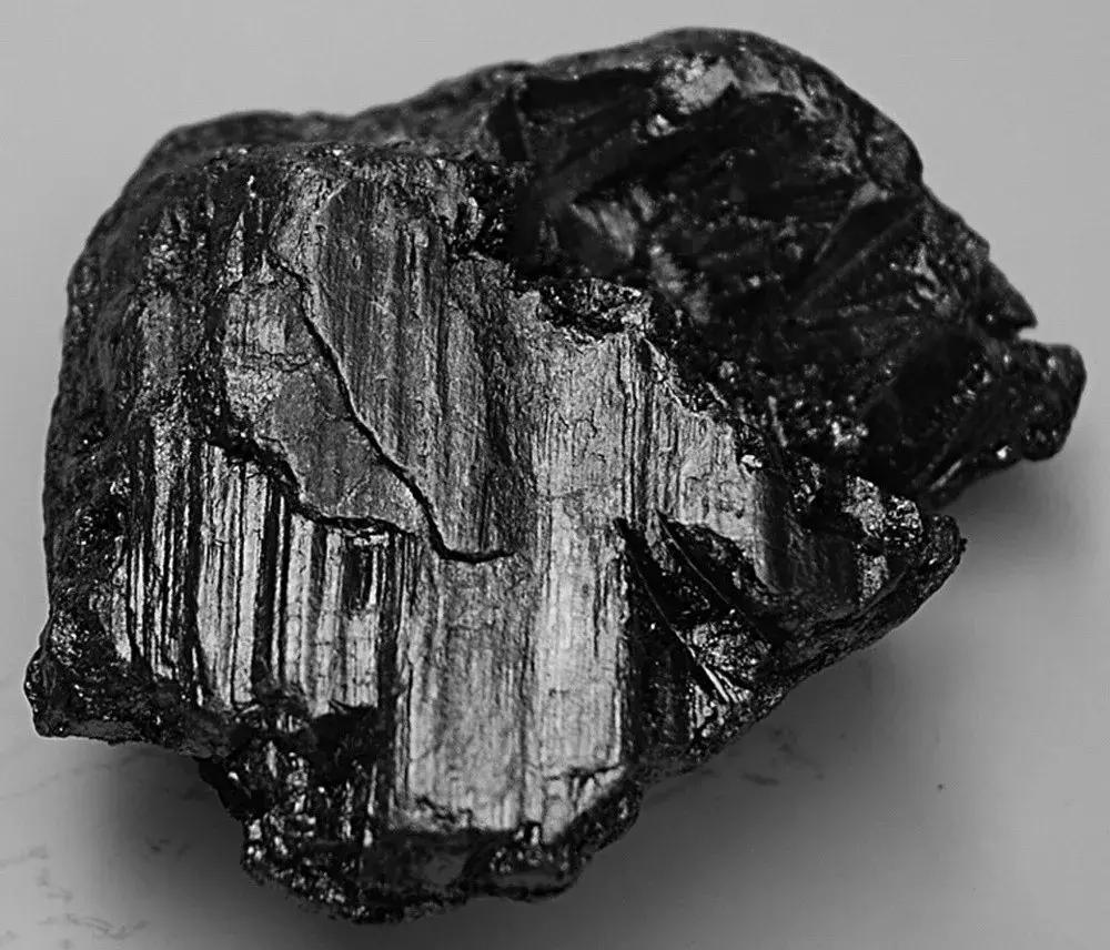 铅有毒为什么都用铅笔,铅笔铅扎到肉里以后会中毒吗