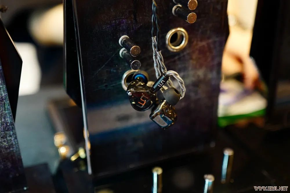 展商如何布展，才能让展位人气显得特别旺？成都国际耳机展大报道