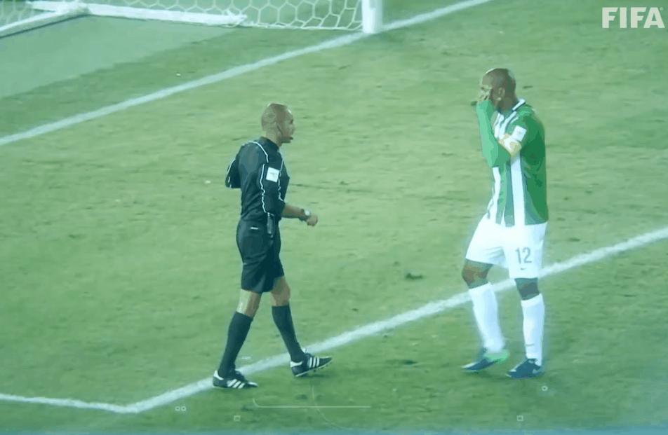 var真的能让足球更公平吗,var介入规则中超