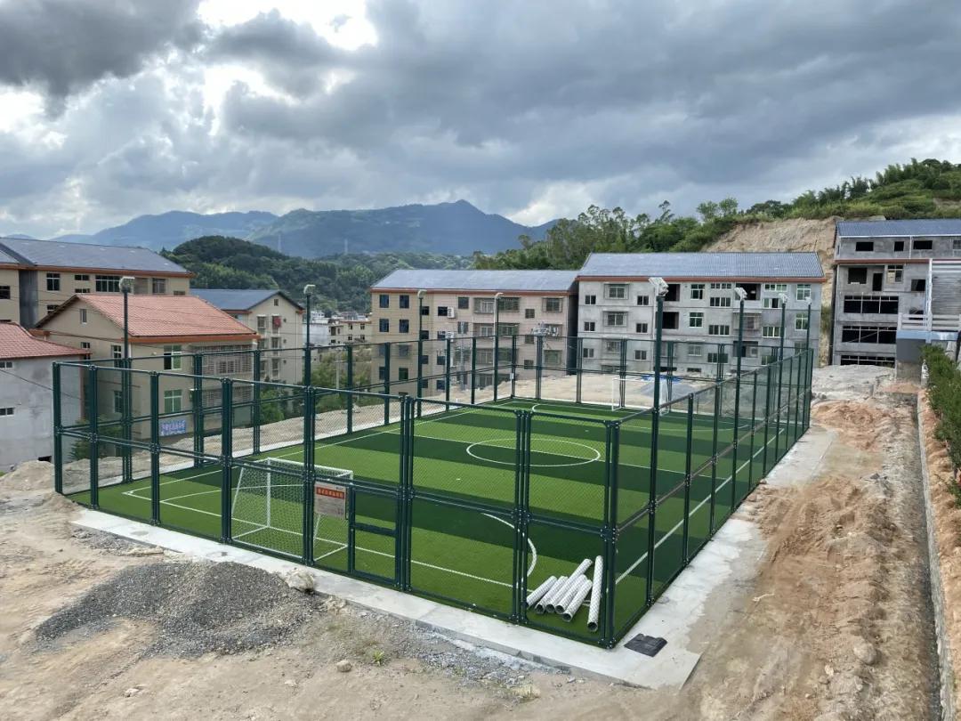 泉州市发改委、体育局开展社会足球场地设施建设实地调研