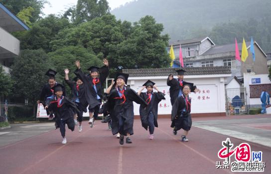 “百花齐放梅为首，千舟竞渡看头帆”四川蒲江教育写意