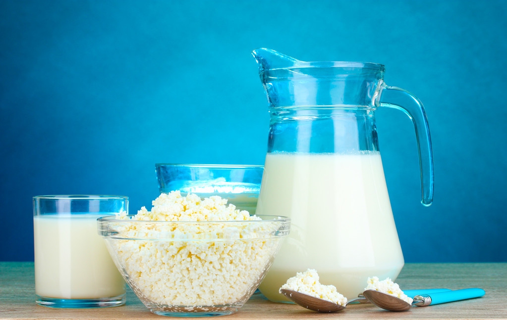 国内的乳制品行业,大家放心饮用,多多支持奶农