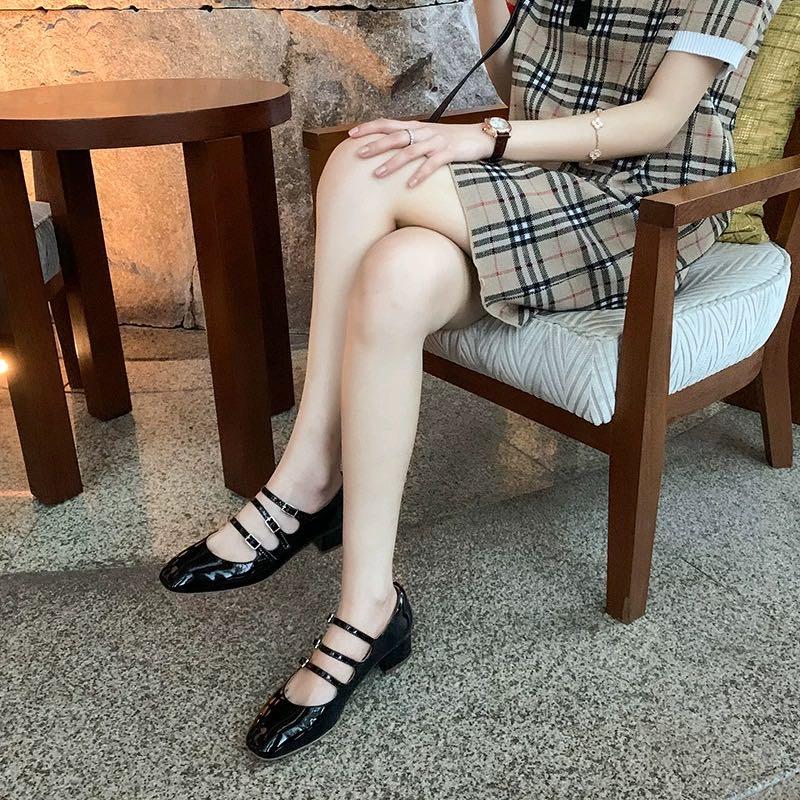 今年最流行的夏天鞋子,夏季穿搭夏季爆款鞋子