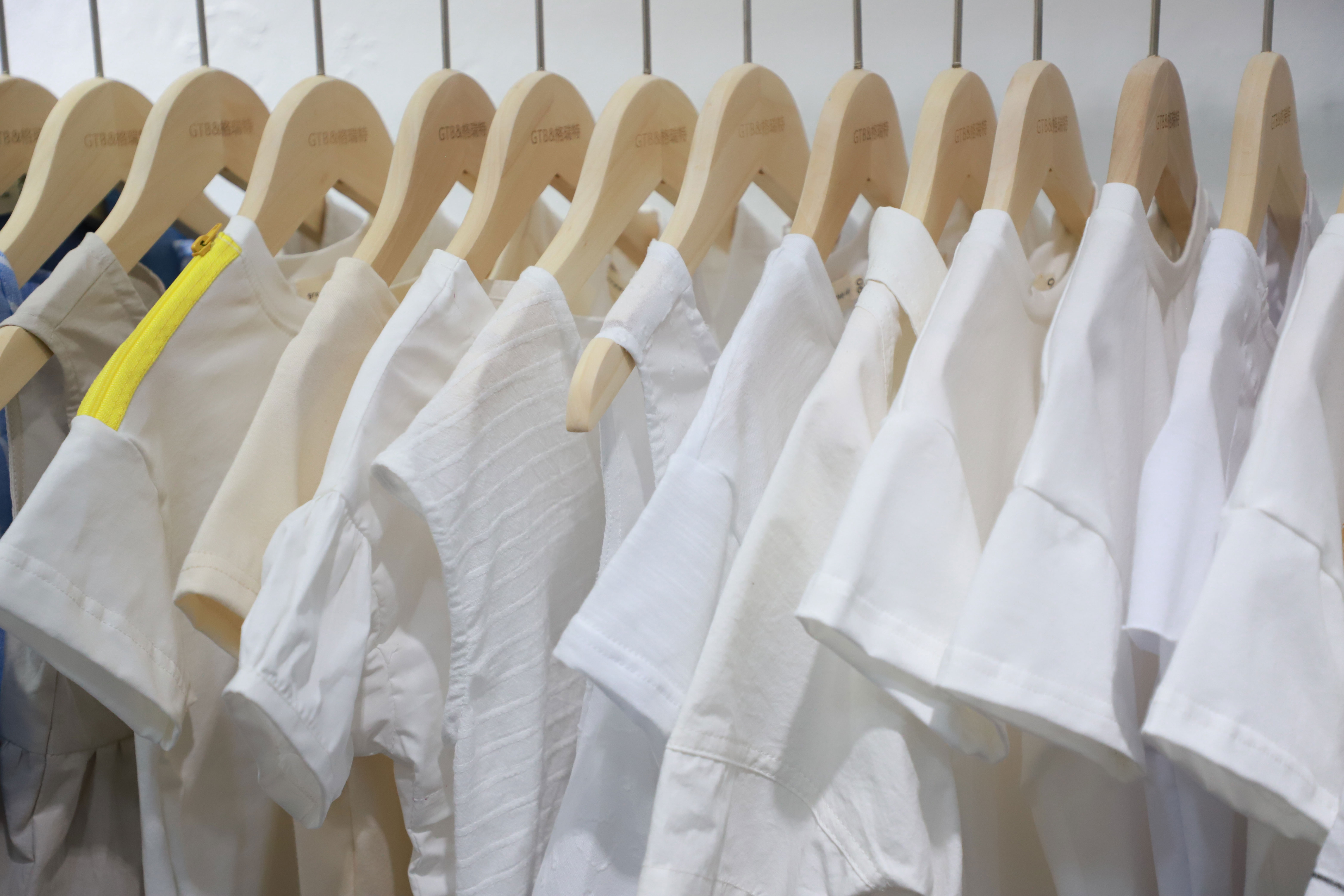 湖州开童装店到哪里进货 (湖州织里童装新手拿货攻略)