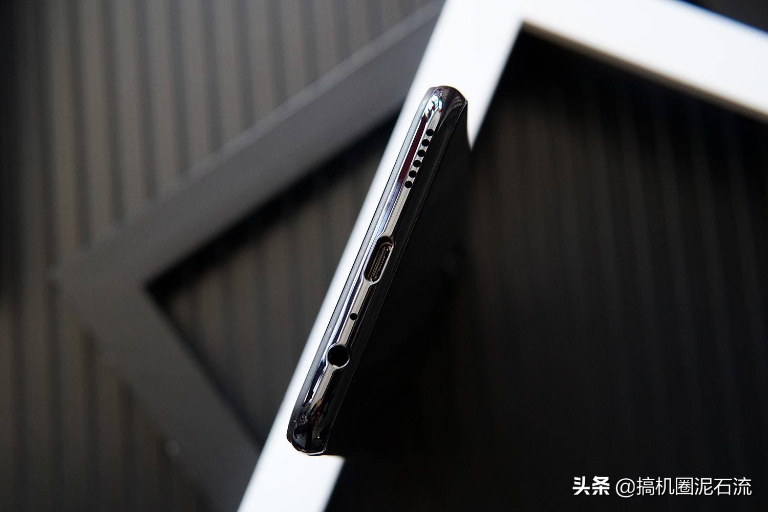 2000性价比最高的iq手机,2000iqooneo系列最值得入手的手机