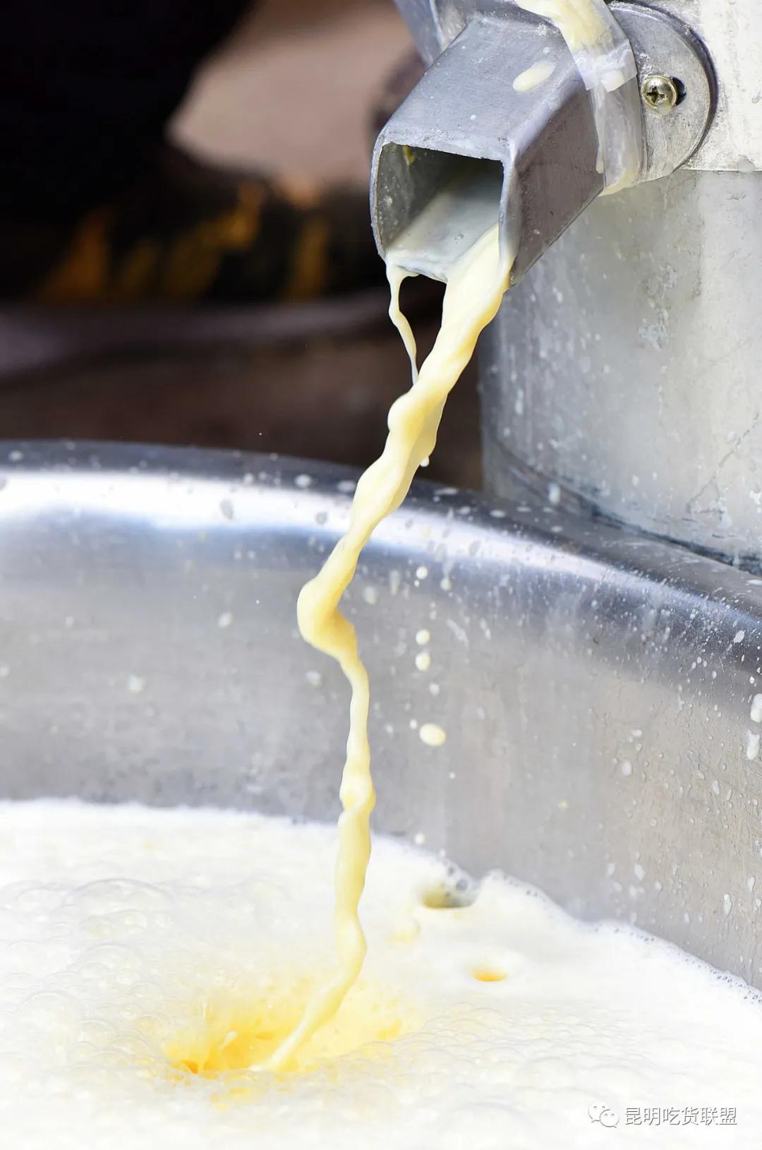 昆明藏在巷子里的酸汤火锅,昆明酸汤火锅