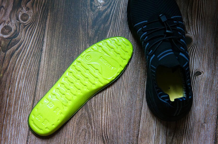 不怕脏，不怕水，还很轻！OneMix小黑鞋评测