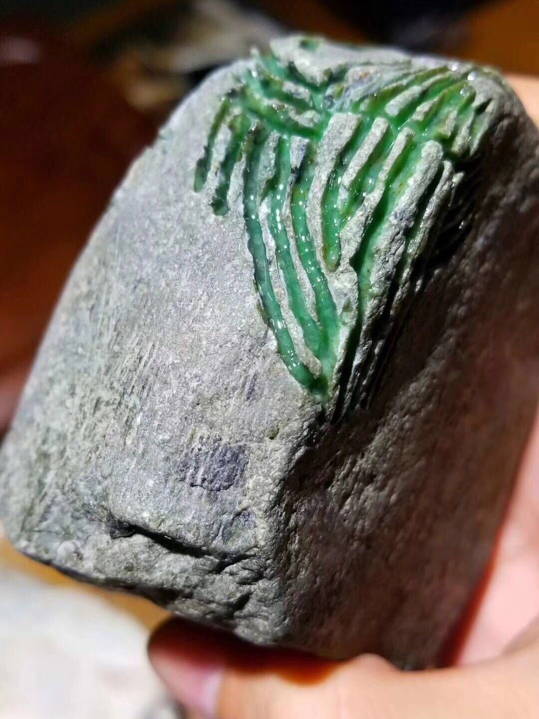 翡翠赌原石有多少成功率,翡翠全赌料好处和坏处