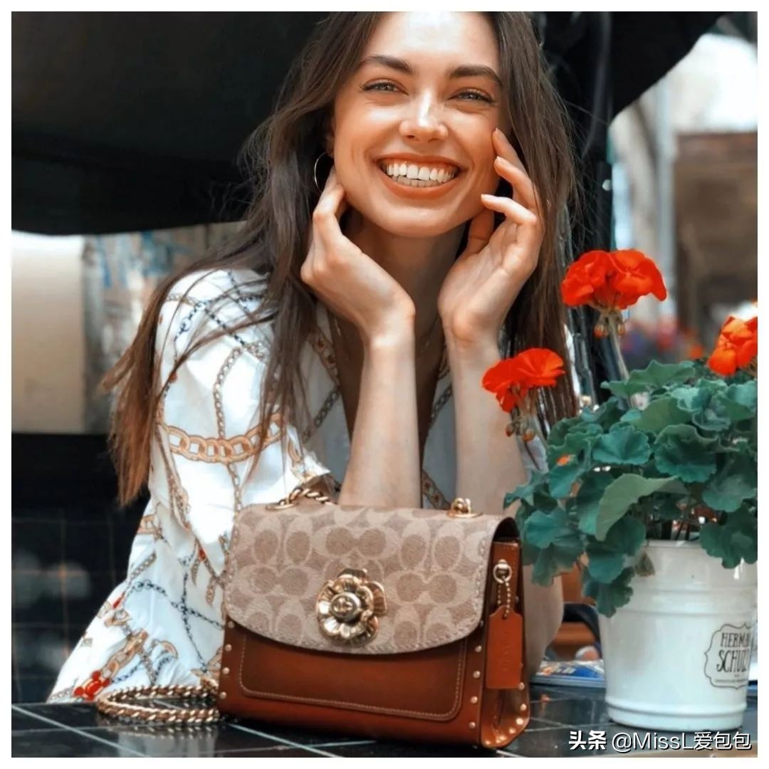 5套小假期出游穿搭,小长假出游穿什么衣服好看