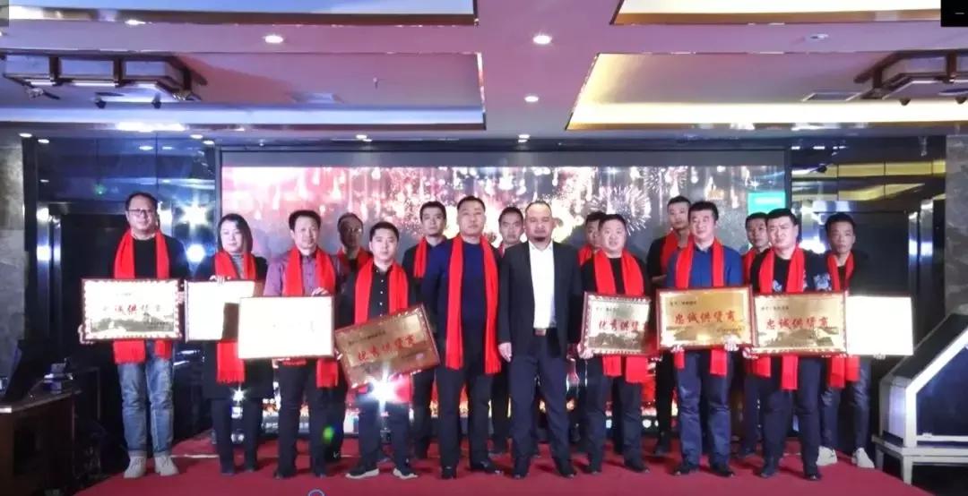 最牛装饰公司展厅布置,最牛网红装饰公司