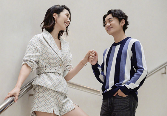 前有朱广权佳琦帮湖北带货,后有夏丹王祖蓝,陈小春等人纷纷下单