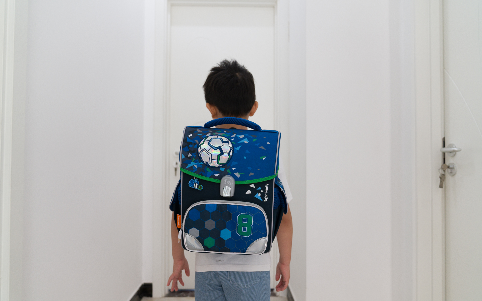 学生书包4-6年级护脊减负书包,初中生书包3-6年级减压护脊书包