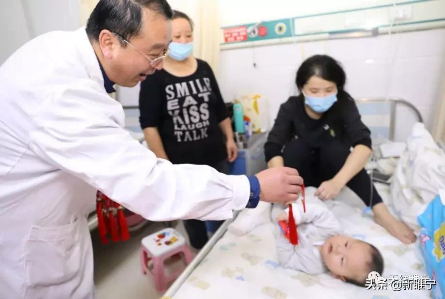 看病的孩子人手一个…睢宁这家医院的操作太暖心了