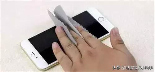 手机进了水怎么办视频,手机进了水屏幕有阴影怎么办