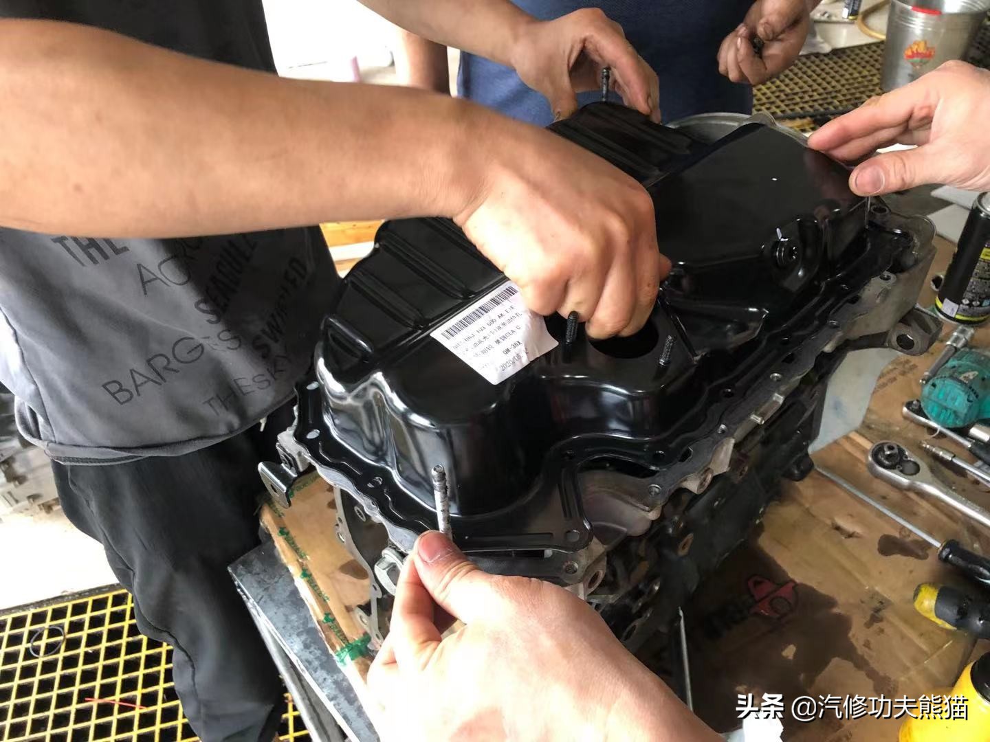 大众夏朗烧机油用什么燃油宝,2012款夏朗2.0t烧机油怎么处理