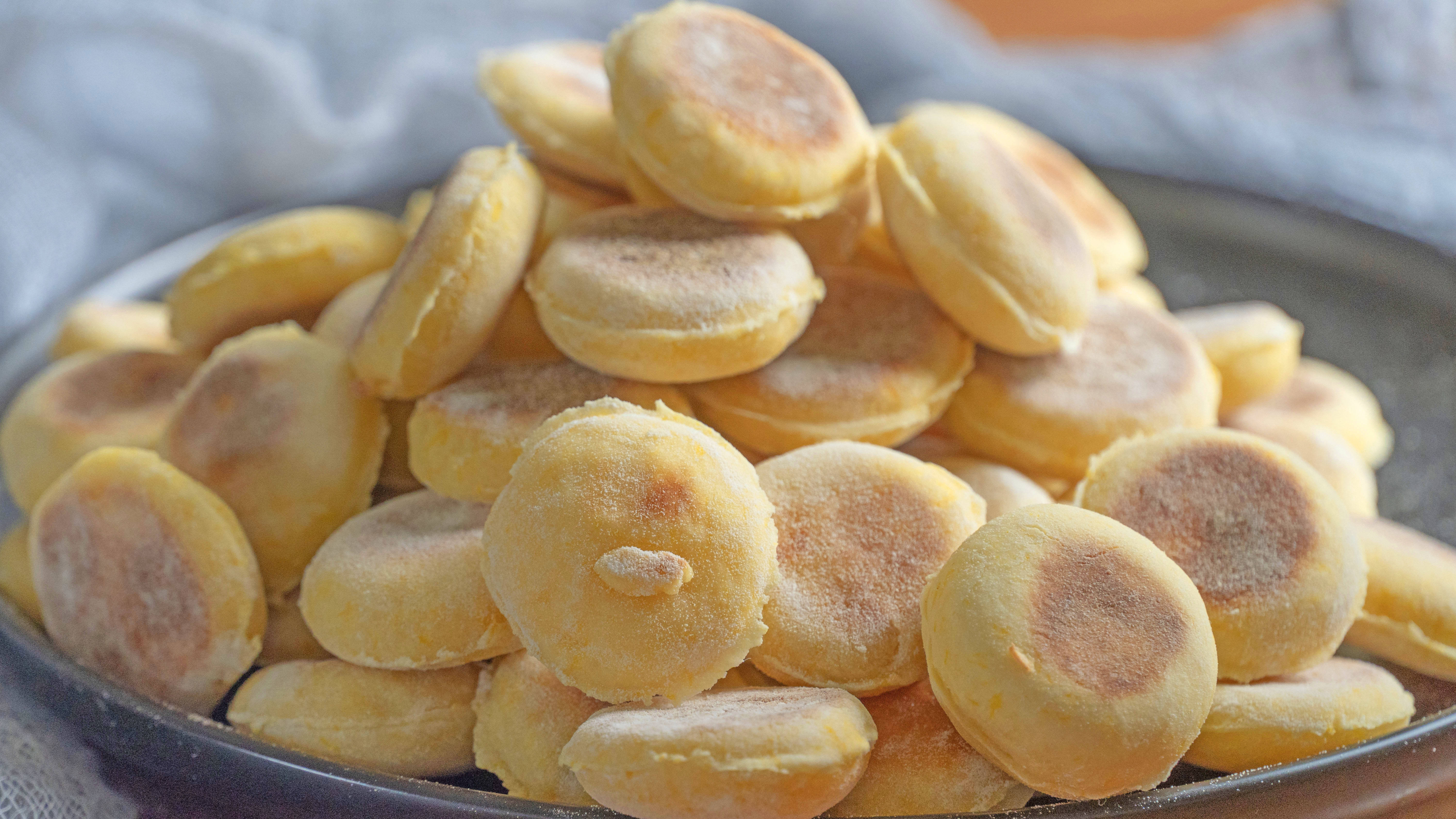 家里用的多功能电饼铛,家里有电饼铛还用买烤箱吗