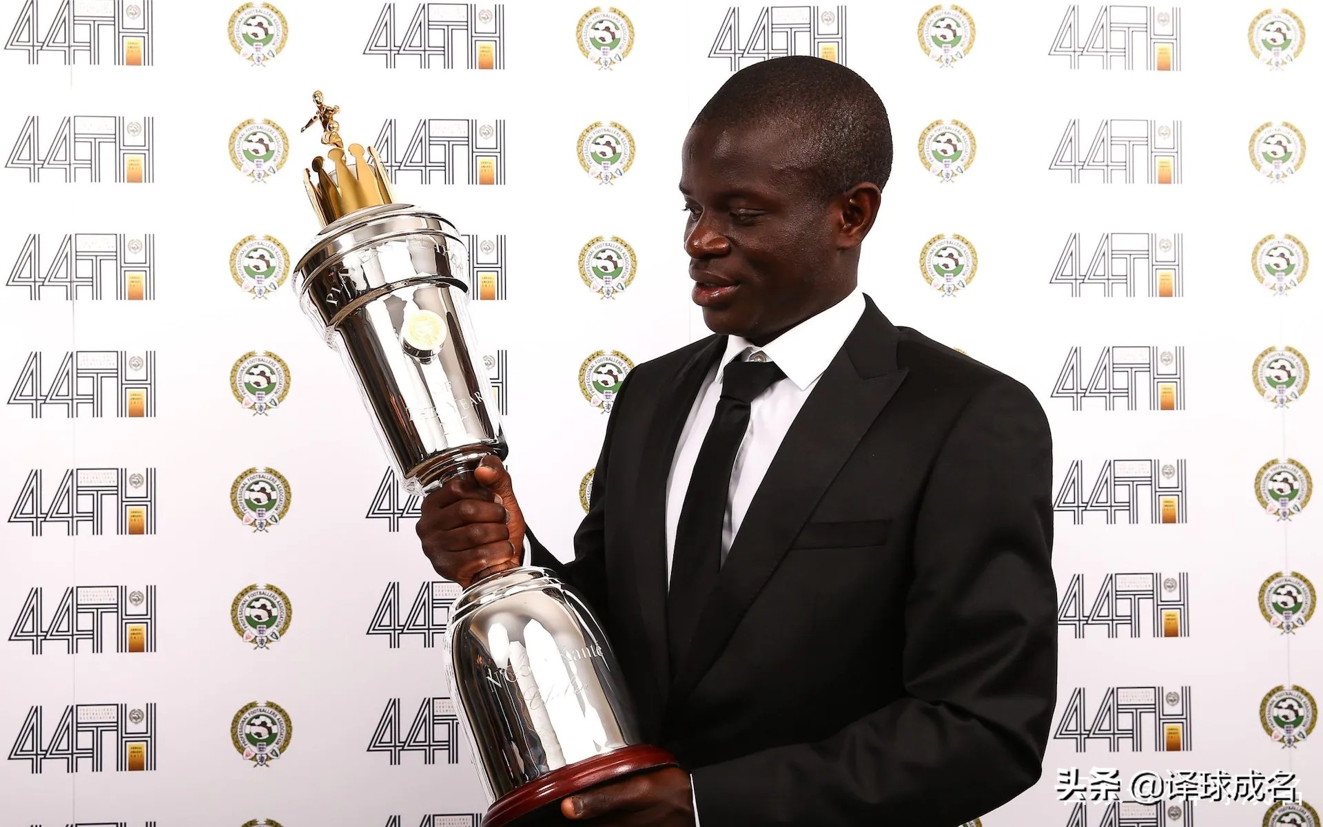 坎特足球比赛集,坎特踢足球