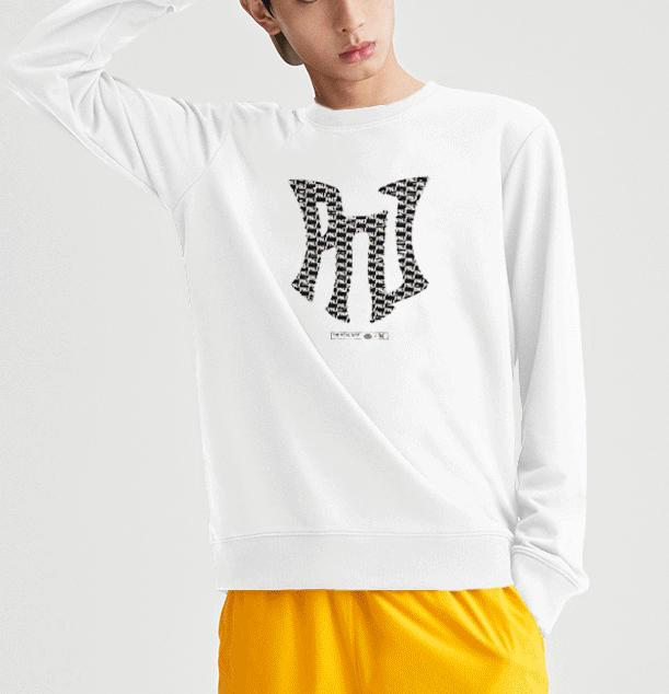 贝克汉姆喜欢穿的足球鞋,贝克汉姆很喜欢穿长袖球衣