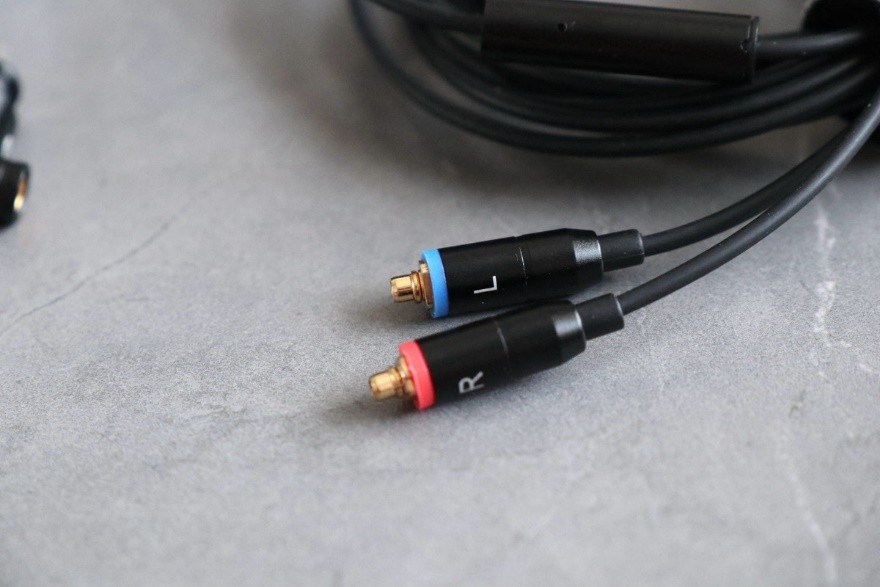 mmcx耳机与普通耳机区别,竹林鸟mmcx耳机线