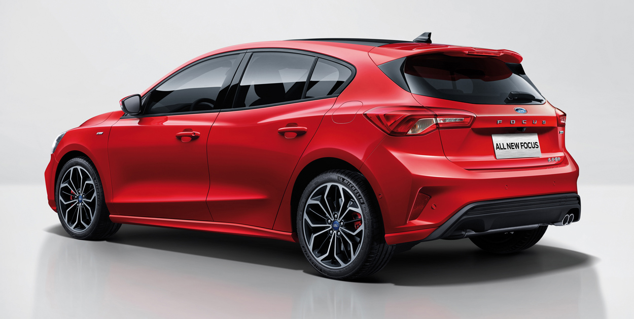 汽车加油口都在左侧吗,汽车加油口位置