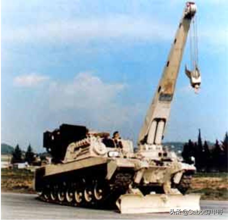 意大利犀牛主战坦克,北约国家装备的豹1主战坦克图片