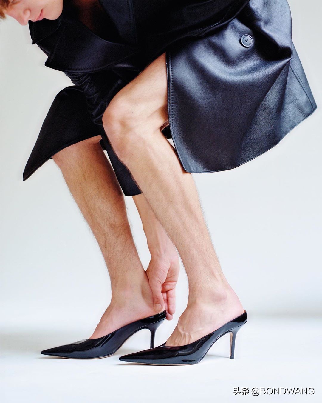 abra品牌鞋,为乔布斯设计logo的设计师