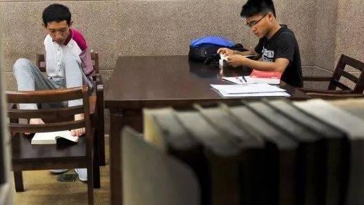 无臂少年彭超个人资料,无臂男孩彭超现状