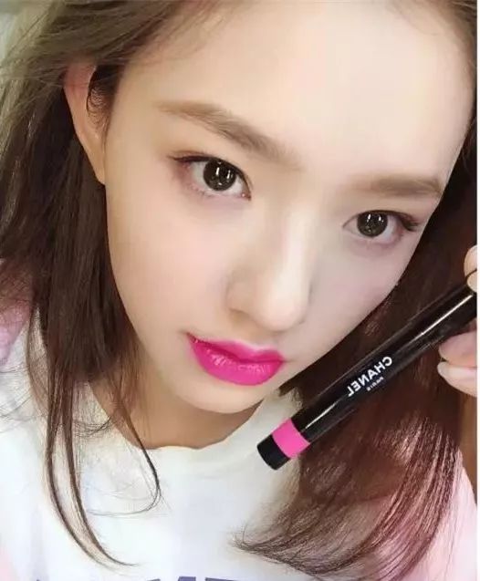 90后美妆护肤,20年后美妆界又多一位美妆大咖