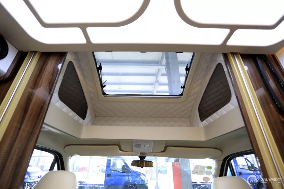 不超过50万的越野房车,不到40万的豪华大型房车