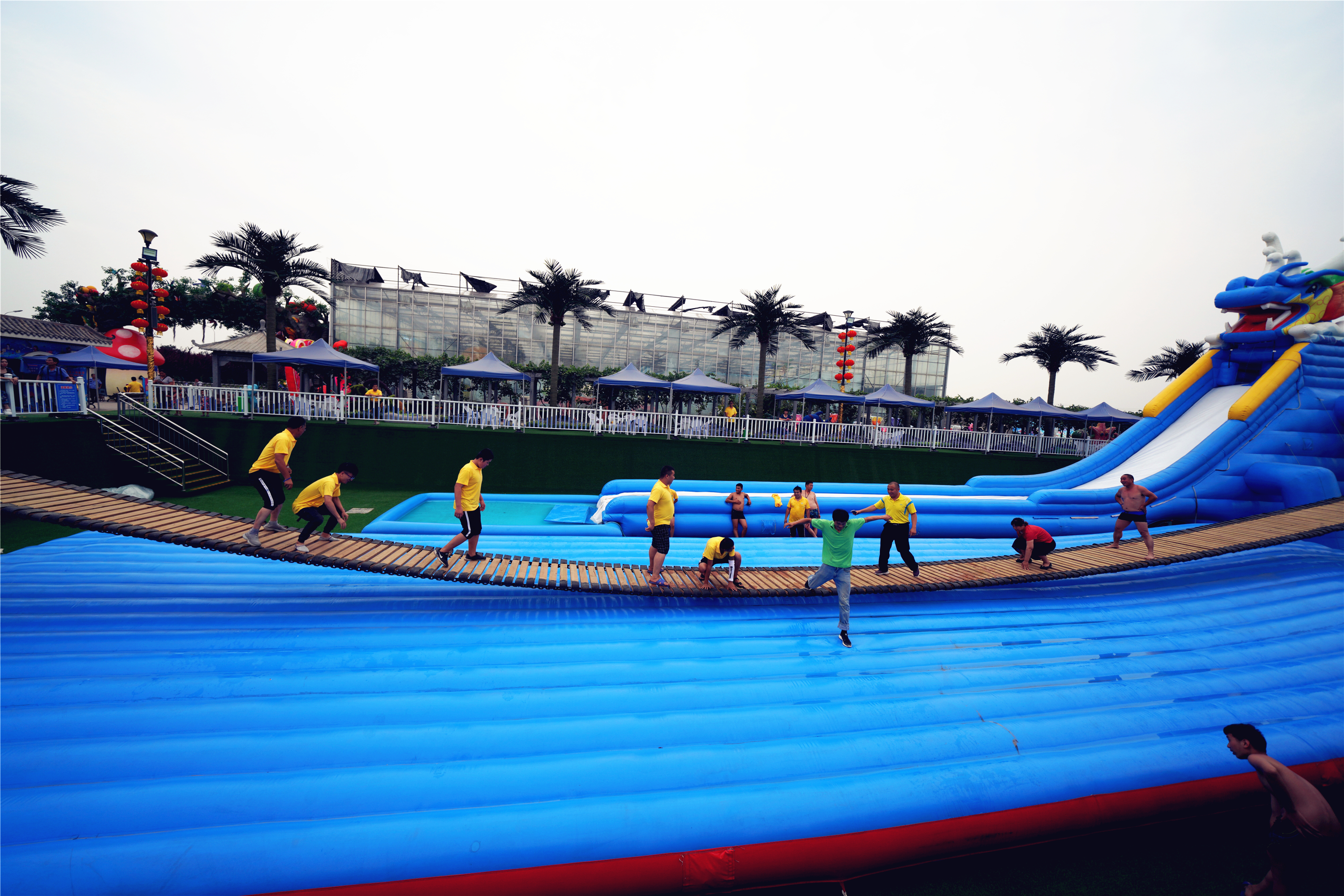 扎啤免费喝，狂欢100天仅需198元，慧灯庄园喊你盛夏尽情嗨