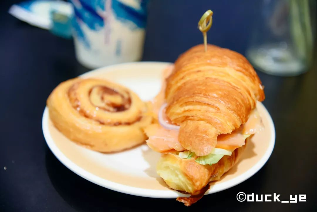 乘坐皇家加勒比邮轮太阳光光谱号,黄晓明皇家加勒比海洋光谱号