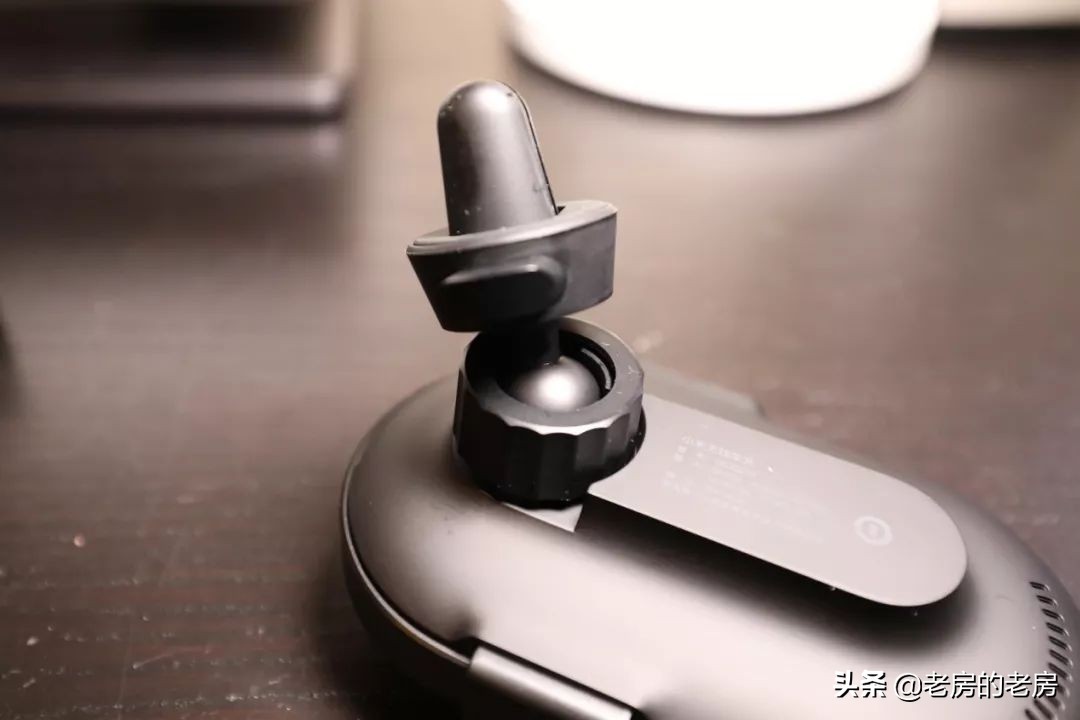 车载无线充电感应太灵敏,小米无线智能电动感应车车充