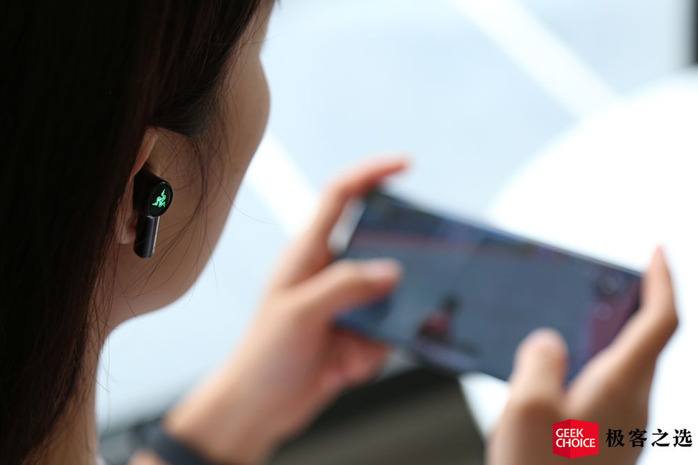 雷蛇战锤狂鲨v2有呼吸灯吗,雷蛇战锤狂鲨2有降噪吗